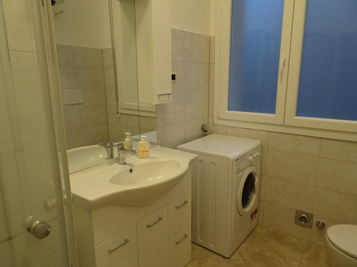 Apartamento Trilocale Alla Lunetta Bolonia Exterior foto