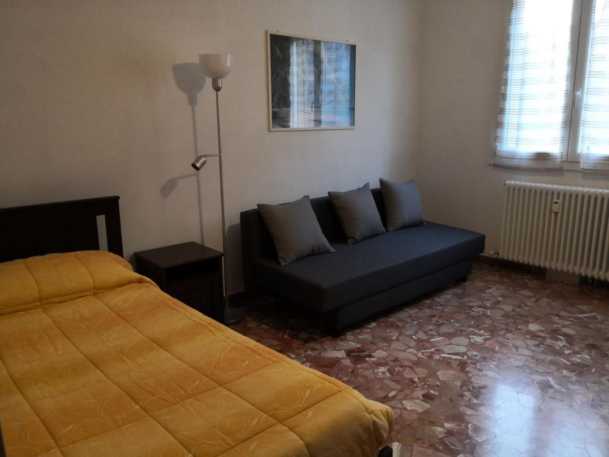 Apartamento Trilocale Alla Lunetta Bolonia Exterior foto